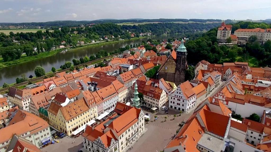 Apartment Altstadt ピルナ エクステリア 写真